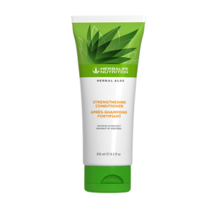Herbal Aloë Strengthening Conditioner – Voedt & Hydrateert (250ml)