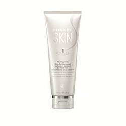 SKIN Verzachtende aloe cleanser  Perfect voor normale tot droge huid.